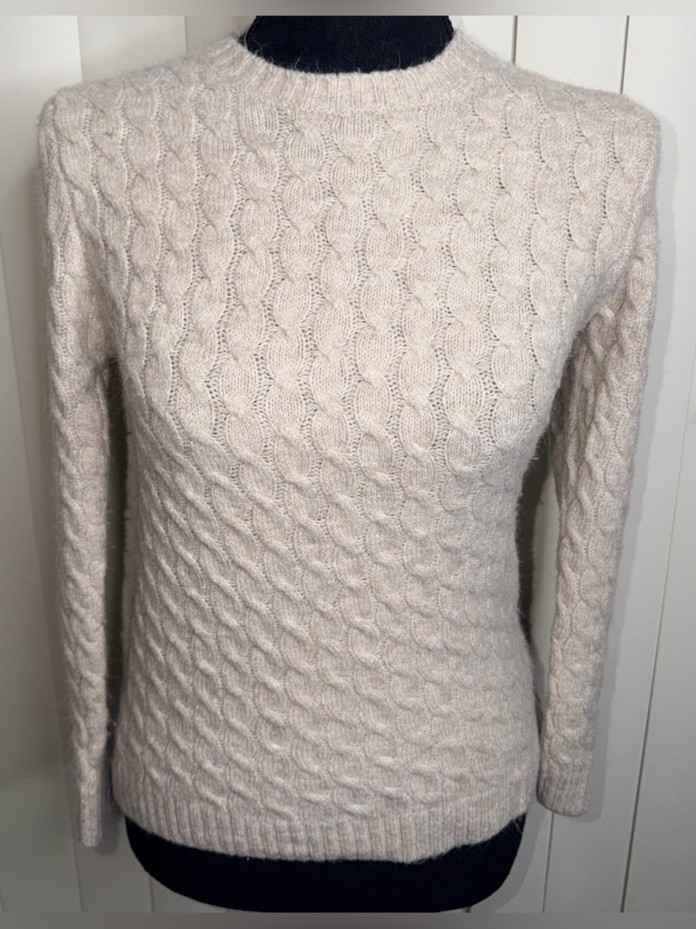 Jade & Ivory by 26 International Women’s  Beige Pullover Sweater Size Medium EUC